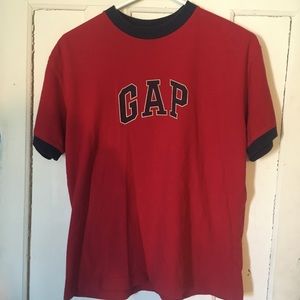GAP Tshirt
